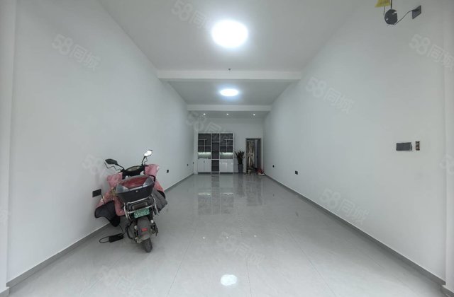 湖桃北一街17号小区5室3厅200㎡126.8万二手房图片