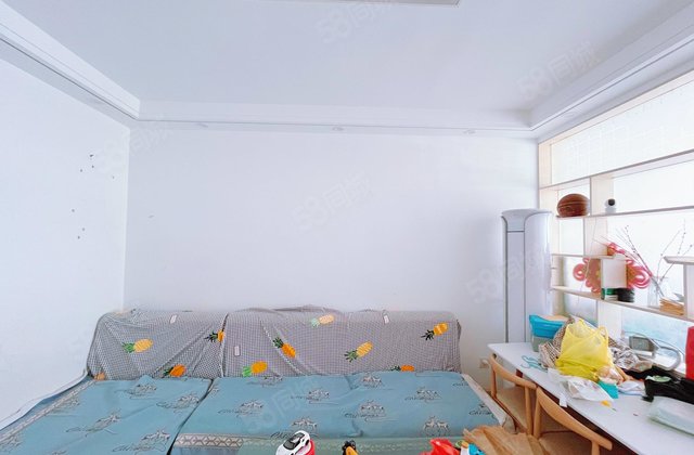 温馨两居室 裕昌水岸新城 小区新 中间楼层采光好小区停车方便