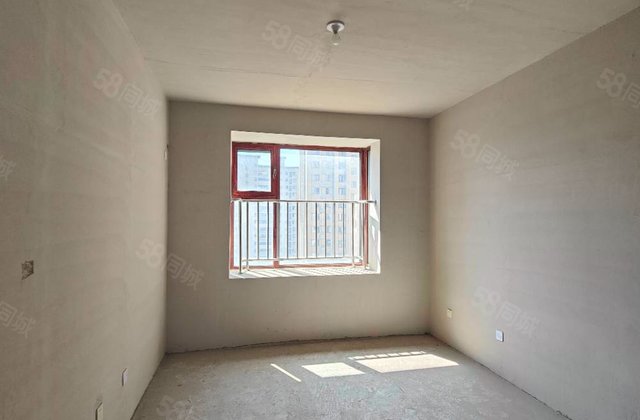 王府壹号(公寓住宅)3室2厅135㎡112万二手房图片