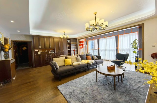 听湖九园3室2厅112.84㎡89.8万二手房图片