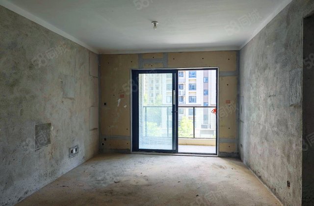 红星天铂4室2厅126.98㎡118万二手房图片