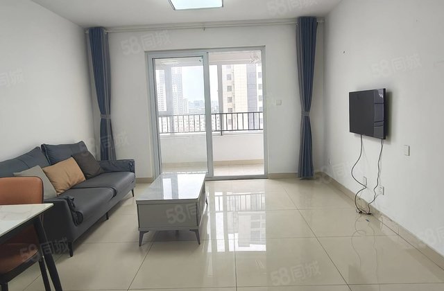 老文轩，外国语附近，东关国际中间楼层