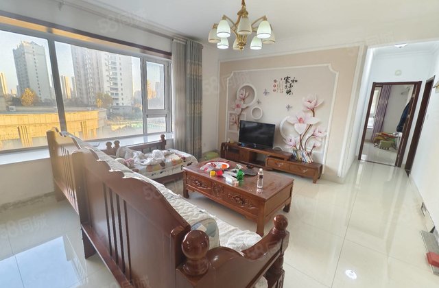 急售东边户 带车位储藏室 免大税 昌润莲城 莲湖新城