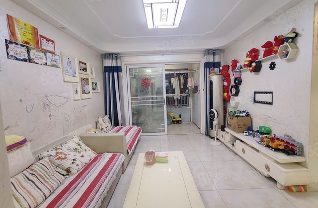 七中旁，水晶郦城，地暖房客厅朝阳，精装大两居，免大税带储