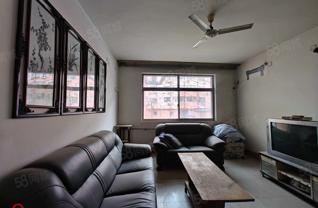 万达广场 南北通透 超低密度 刚需小三居 产权清晰