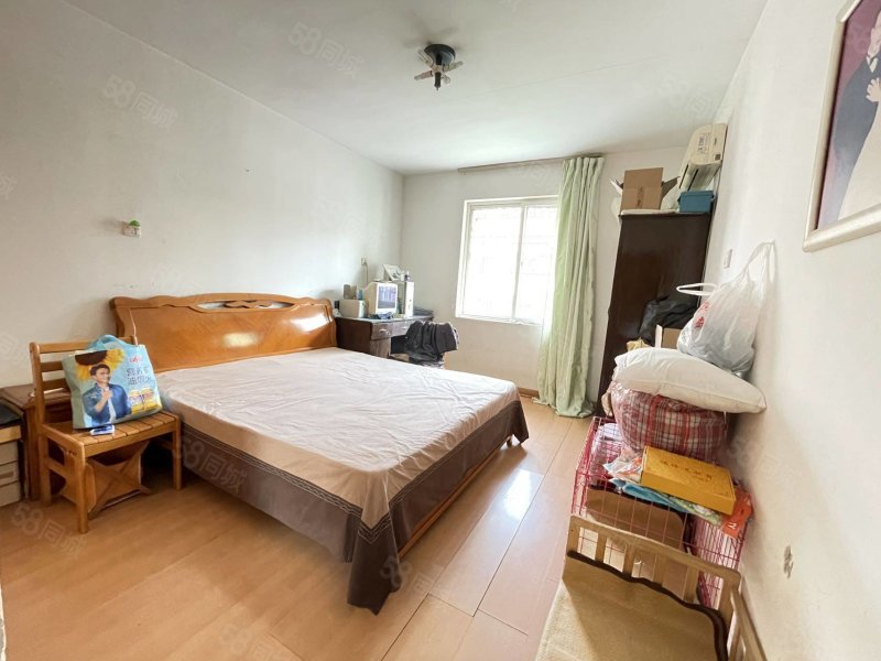 德政园聚心苑4室2厅2卫75.2㎡南北53.8万