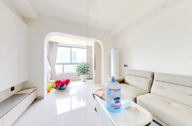 外滩东岸天宸3室2厅121.14㎡98万二手房图片