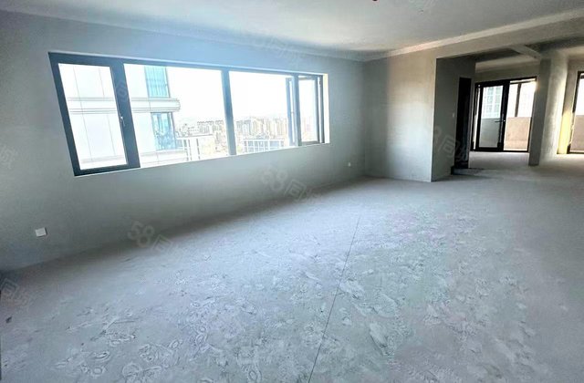 万固臻悦府4室2厅163.84㎡270万二手房图片