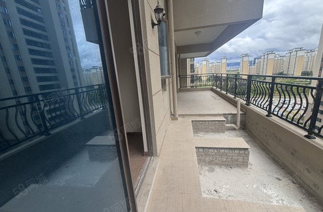 保山碧桂园5室2厅231㎡106万二手房图片