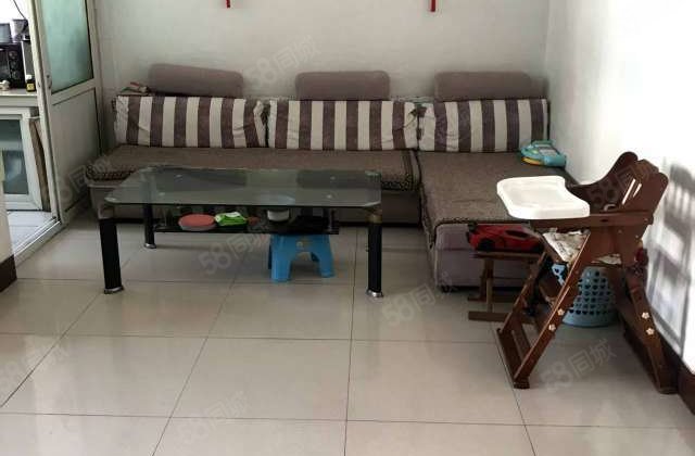 40个买小三室监狱家属院三中 万达旁带车位地下室房价4000