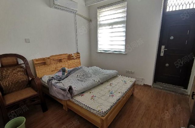 出售中华苑南苑别墅 户型很好 价格不高