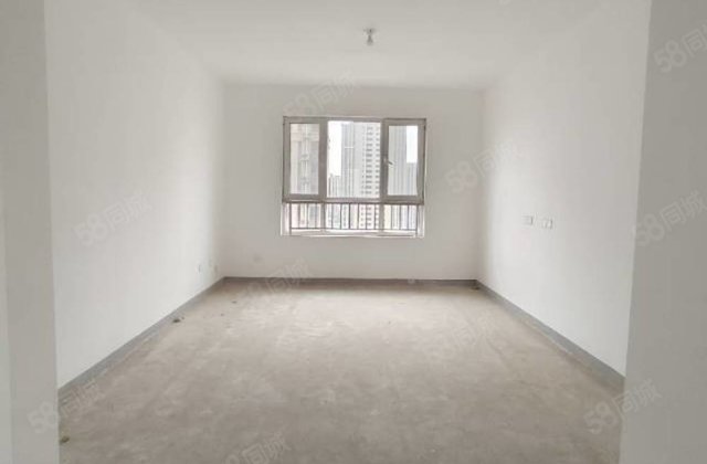 三叶草户型 七千多 满两年 车位储藏室 外国语 培文 新一中