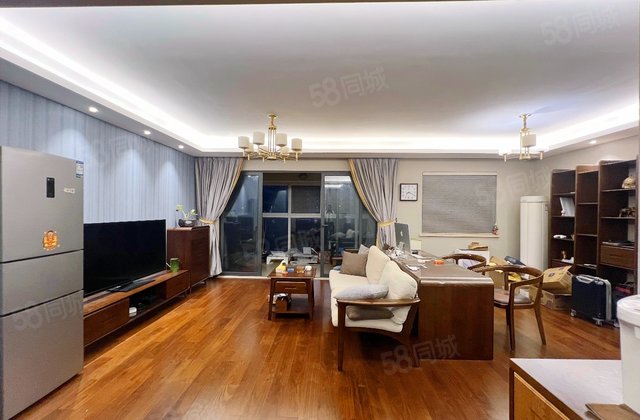 万科国宾润园4室2厅143.77㎡304.5万二手房图片