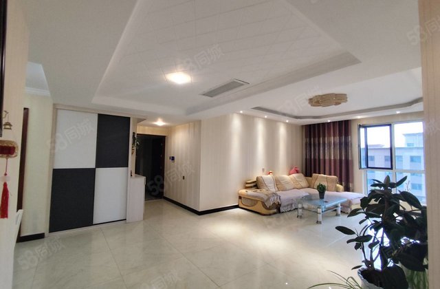 东方名苑3室2厅142㎡92万二手房图片