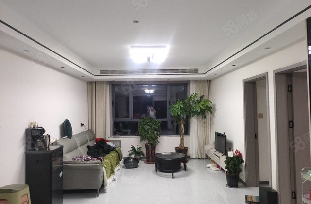 梁山惠馨苑3室2厅123㎡68万二手房图片