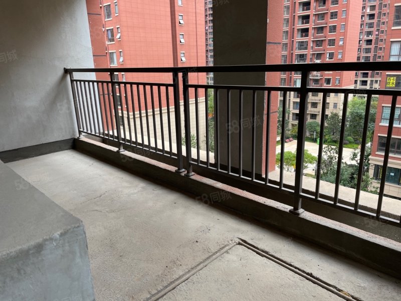 红星美凯龙 小高层 端头房 赠送37平 一梯一户,合景启城-昭通58同城