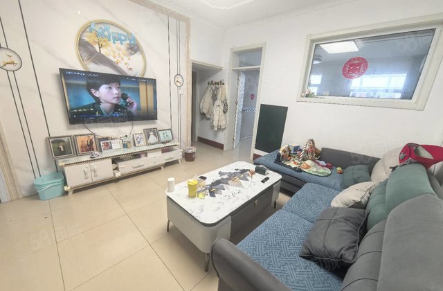 兴华路  东临 东昌中学 聊建家属院 精装顶楼 单价四千多