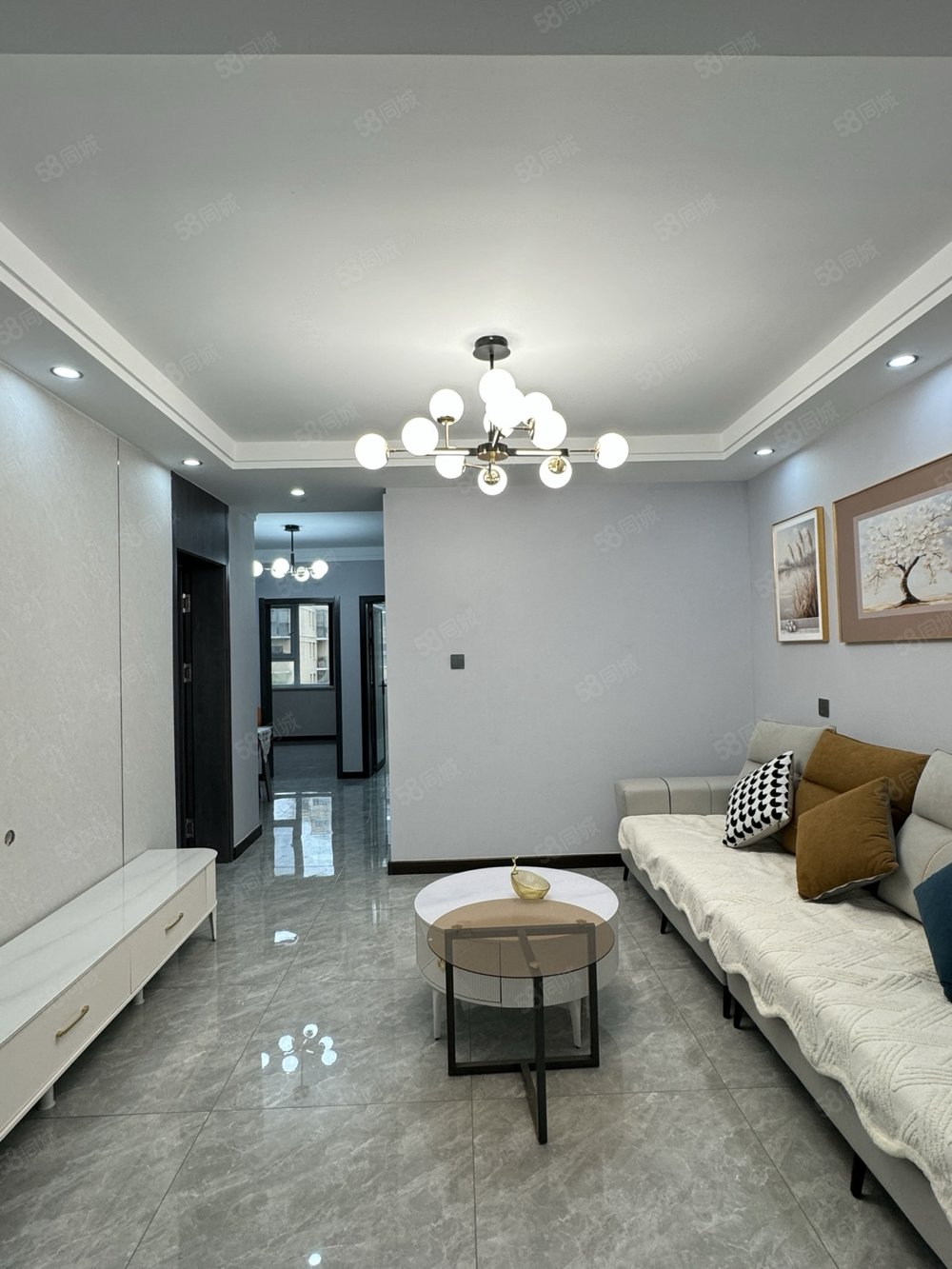 青湖铭城2室2厅1卫91.77㎡南北38万