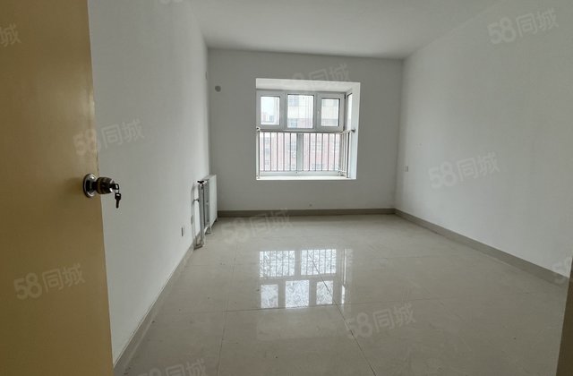 三室!6层电梯洋房!二中!交房未住!急售!