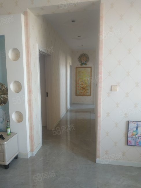 东方瑞景3室2厅1卫115.53㎡北48万