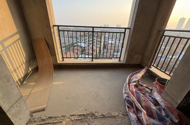 御璟豪园尚世翰湾3室2厅96㎡53万二手房图片