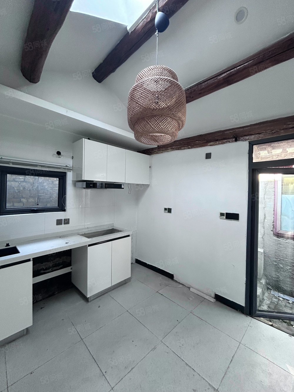 大格巷胡同小區(qū)1室0廳0衛(wèi)12.6㎡北238萬