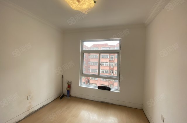 多层地暖房 带储藏室 振兴路小 水晶丽城 两室朝南 七中