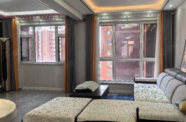 海伦国际3室2厅137.17㎡64万二手房图片