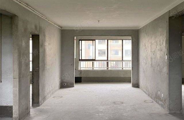 国投欧亚悦府3室2厅140㎡106万二手房图片