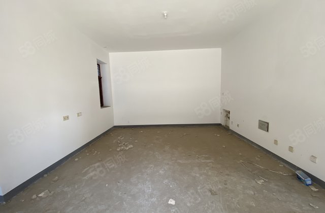 东昌   340平 五室 院子80平 古楼大街附近好位置