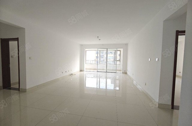 润景苑东区！诚心出售！民生凤凰城，一中外国语，带车位带储 免