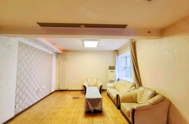 西光广场小区3室2厅138㎡159万二手房图片