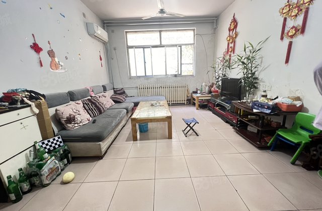 急售东昌中学 北顺   三中家属院 一楼带大院子 三室朝阳