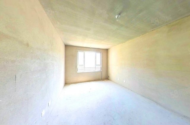 保利香槟凯歌3室2厅124.55㎡113万二手房图片