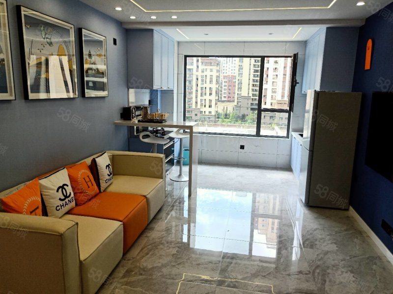 精装修 住房 电梯房 朝南 房东急置换 诚意买房,万公馆-佳木斯58同城