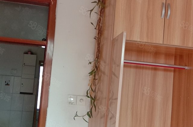 鲁化路工业设备  公司家属院|兴华东路3室2厅1卫93平方米