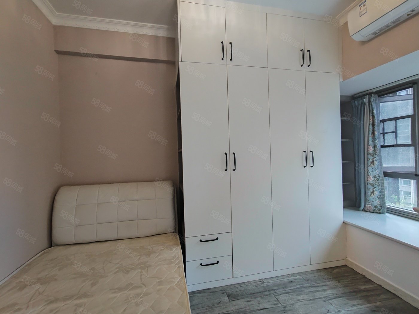 南城都汇汇彩园3室2厅2卫93.5㎡北296万