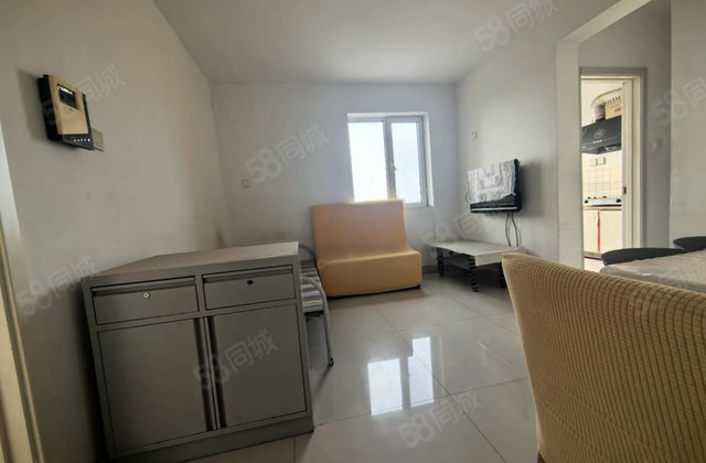 文轩 外国语 新东方龙湾 东门商品房 一室一厅 看房有钥匙