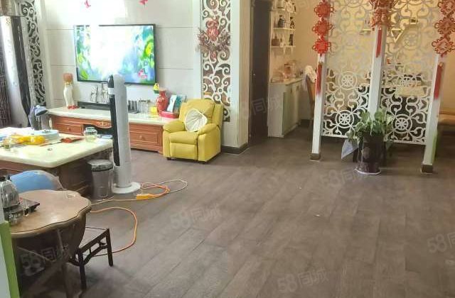 捡   房东急售 昌润莲城 翠堤湾 电梯好楼层 免大税