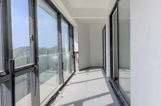 金昌烟波飞鹭4室2厅144㎡247万二手房图片