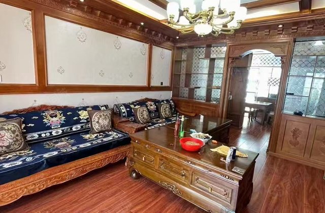 锦砻御江府3室2厅126㎡108万二手房图片