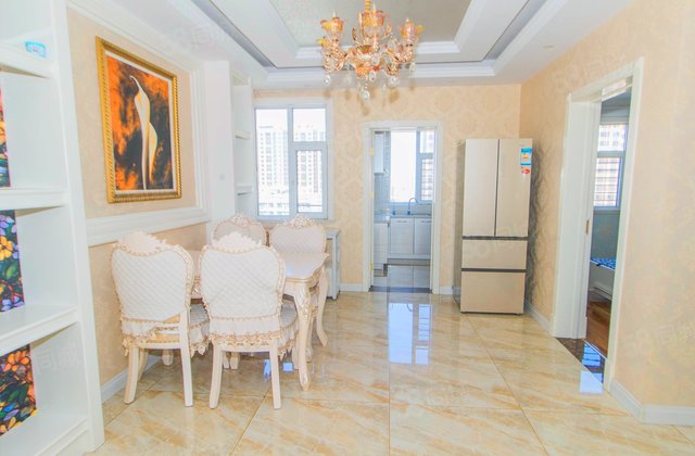 圣湖万年花城3室2厅137.29㎡78万二手房图片