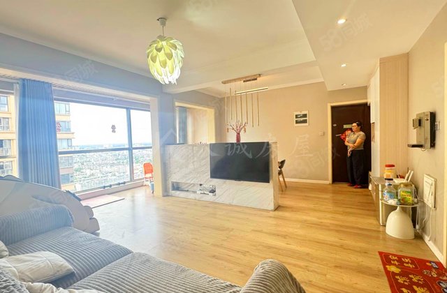 隆腾琴鹤帝景4室2厅119.09㎡75.8万二手房图片