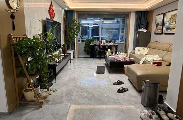 阳光 实验 香江旁 鸿顺花园4室 精装修 小区停车方便