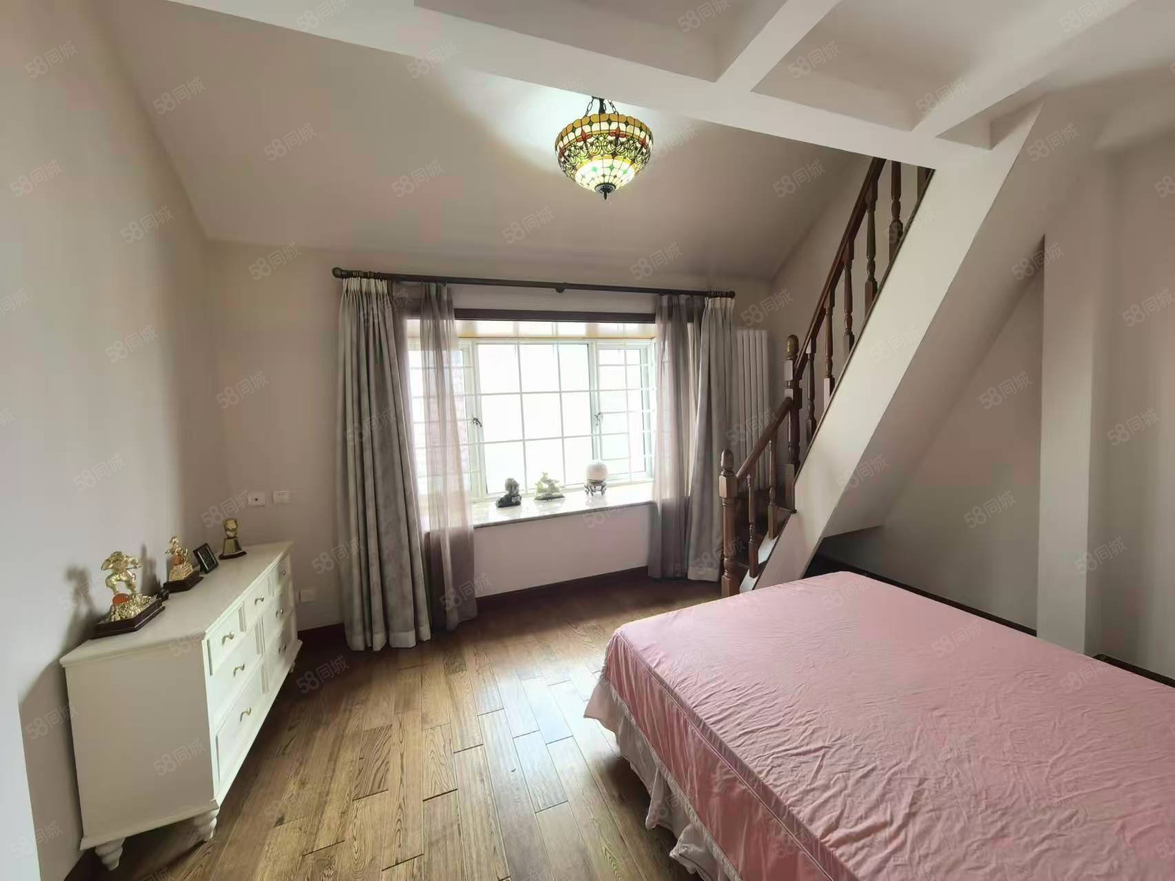 舜澤園(別墅)6室3廳3衛(wèi)230㎡東西550萬(wàn)