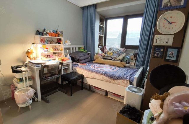香港置地虹庐湾3室2厅99㎡700万二手房图片