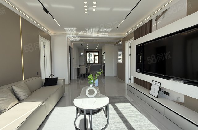 红树林花园3室1厅111㎡67万二手房图片