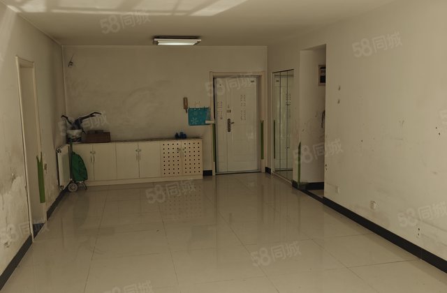 滨湖花园(东区)3室2厅137.87㎡152万二手房图片