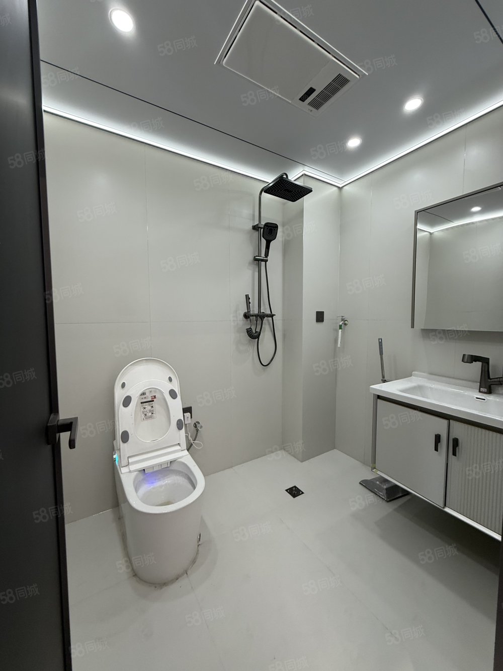 北郡新城3室2厅2卫137㎡南北74.5万