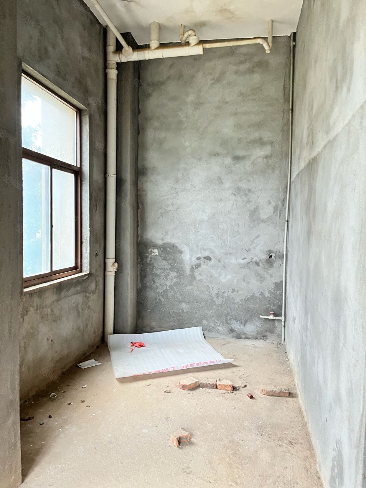 仙湖别墅6室2厅3卫288.33㎡南99.98万